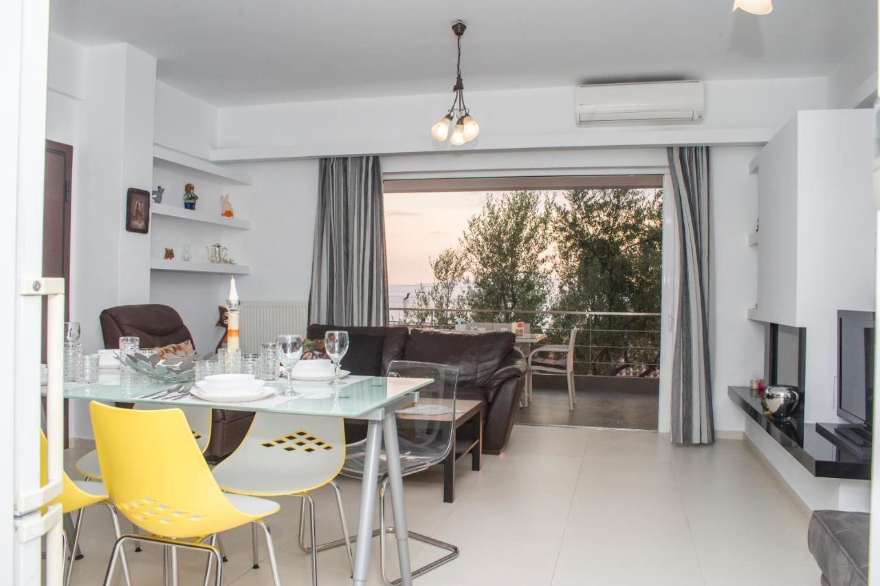 Nina'S Villa, Cosy Seaview Retreat Верга-Каламата Екстер'єр фото